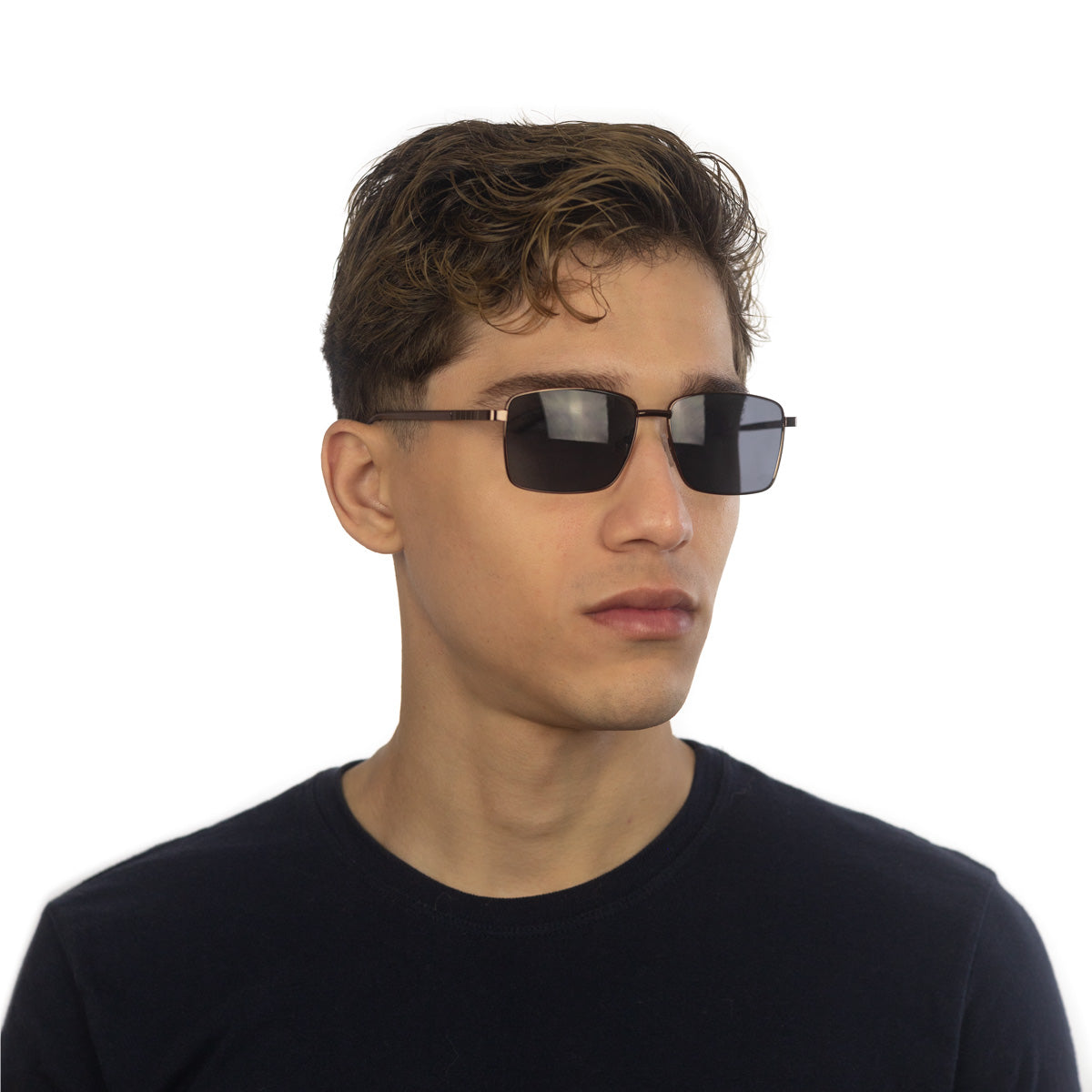 Óculos Metal Quadrado EM6 Bronze em modelo com rosto pequeno.